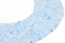 Cuentas facetadas de aguamarina de 4 mm en un hilo de 40 cm.